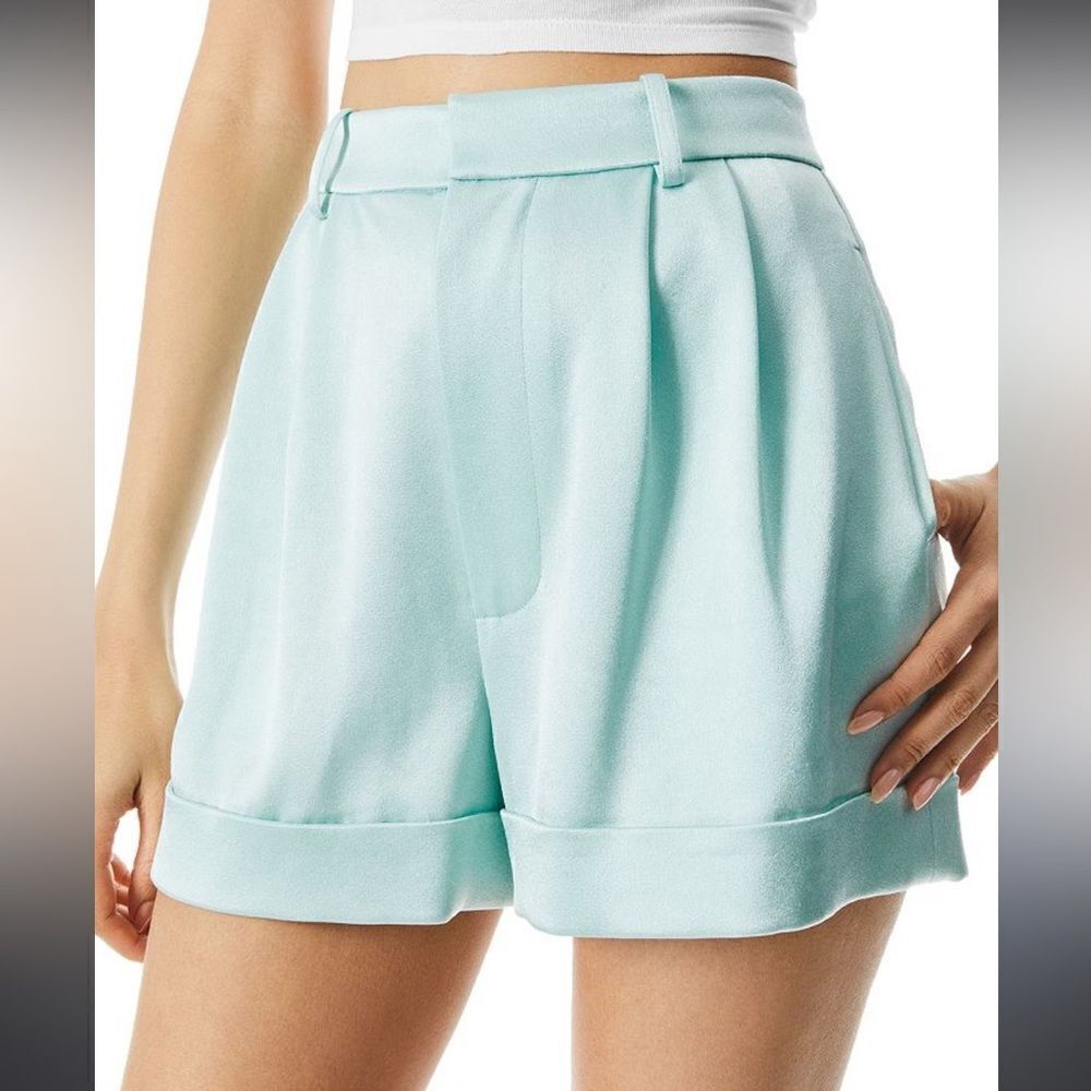 Alice and Olivia Corny Pleated Satin-Feel Shorts in Powder Blue NWT